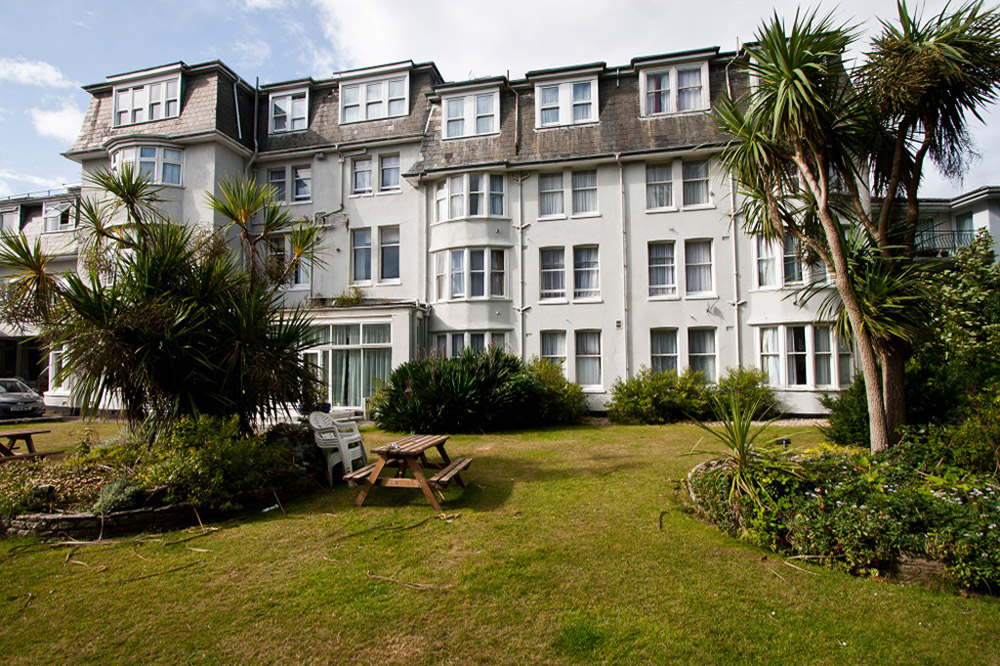 %_tempFileNamebournemouth-heathlands-04%
