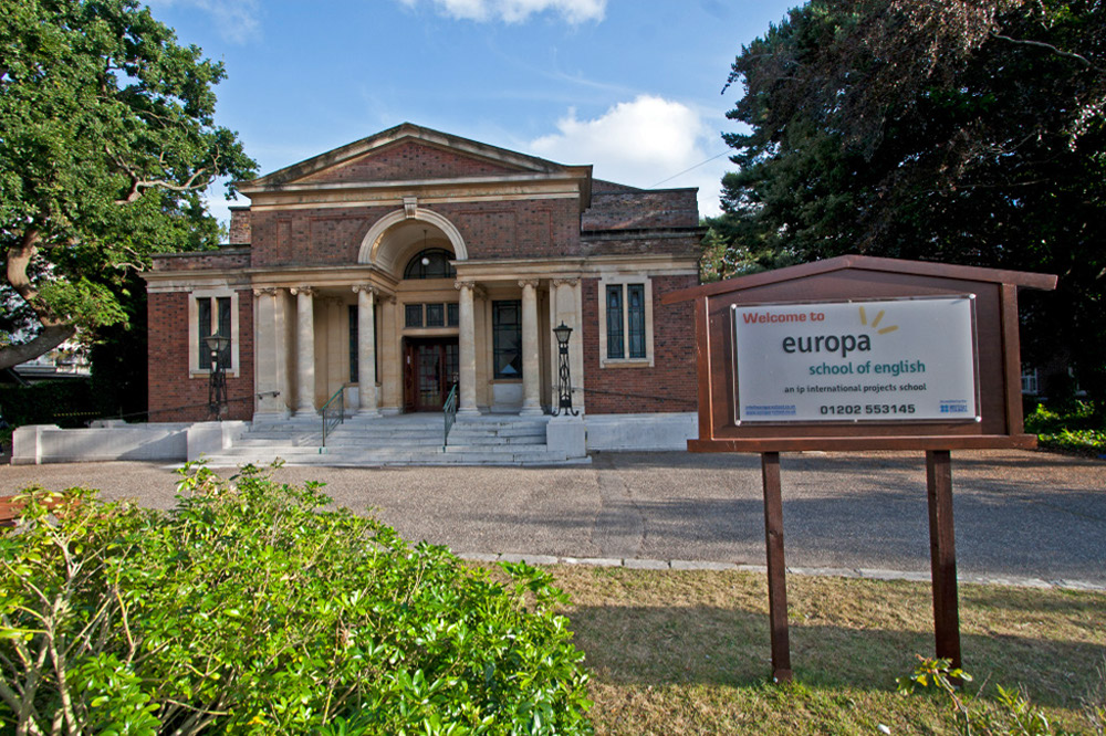 %_tempFileNamebournemouth-europa-10%