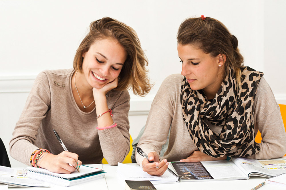 %_tempFileNamebournemouth-europa-school20%