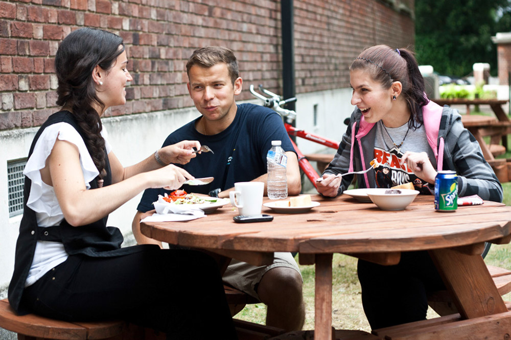 %_tempFileNamebournemouth-europa-school62%