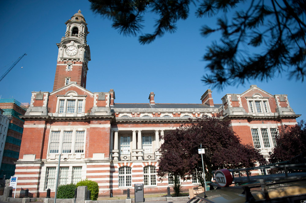 %_tempFileNamebournemouth-college-4%