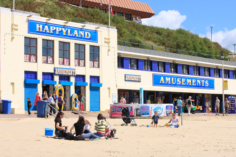 %_tempFileNamebournemouth-beach-36%