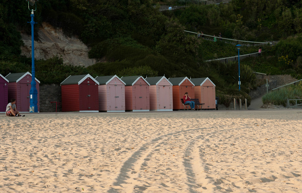 %_tempFileNamebournemouth-beach-46%
