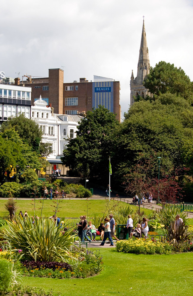 %_tempFileNamebournemouth-park-in-town-1%