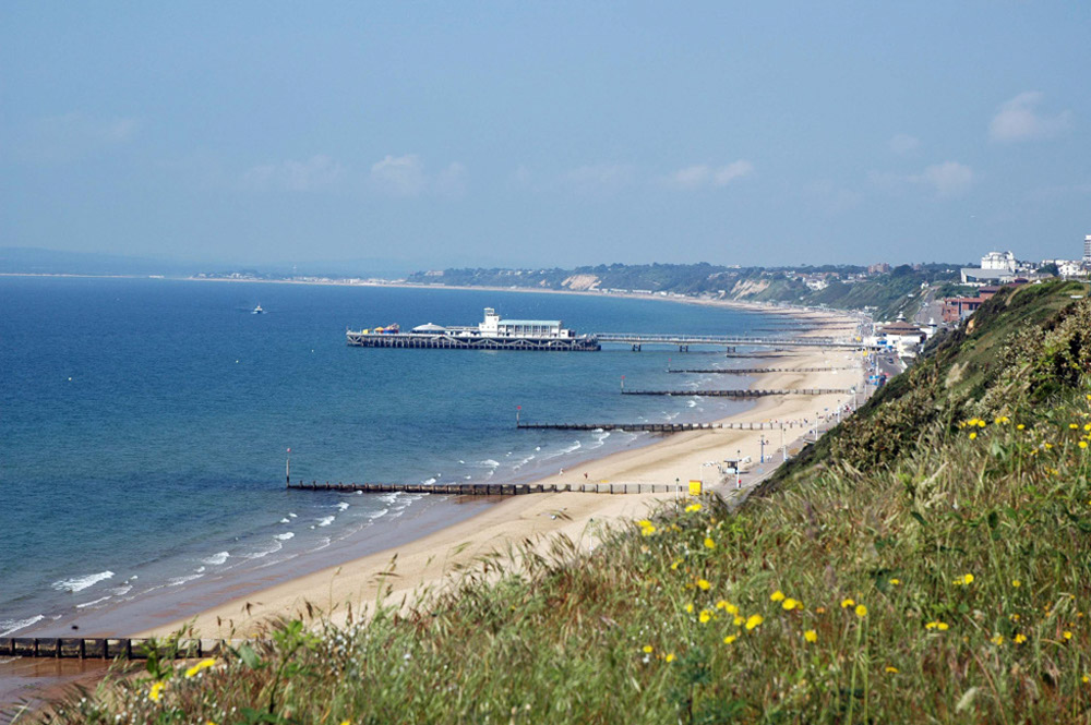%_tempFileNamebournemouth-pier-01%