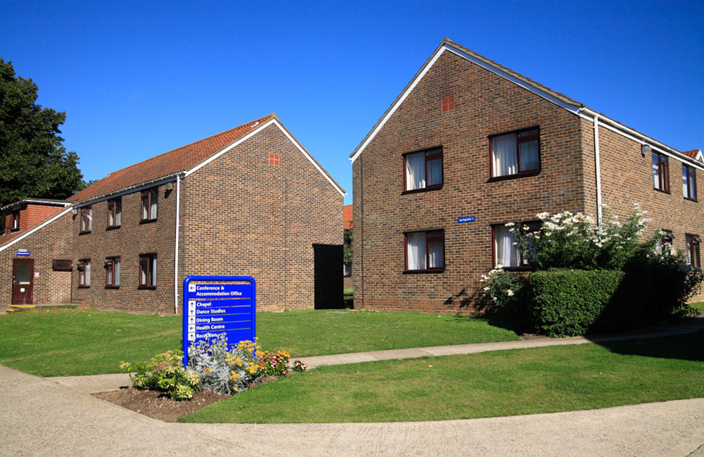 %_tempFileNamechichester-residence-standard-3%