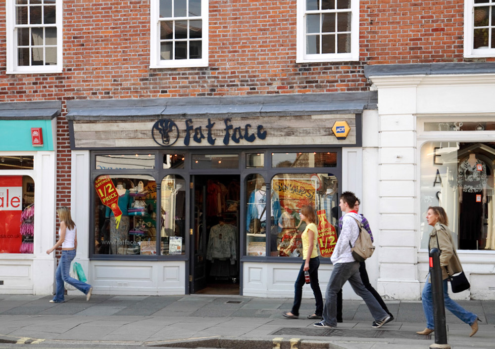 %_tempFileNamechichester-town-centre-shop-1%