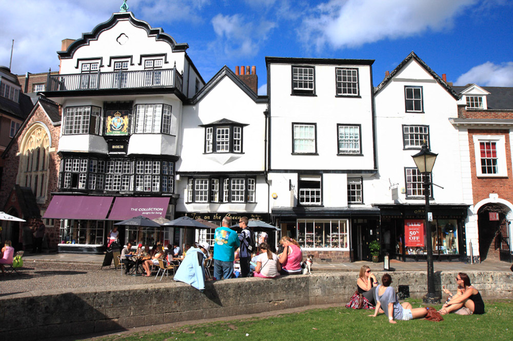 %_tempFileNameexeter-cathedral-square-4%