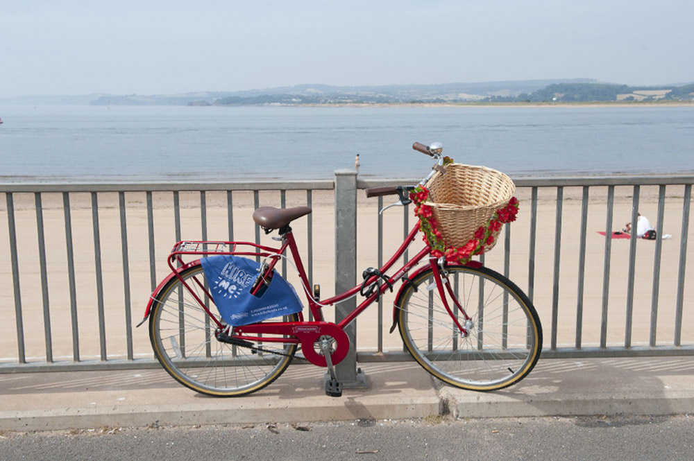%_tempFileNamebike-at-the-beach%