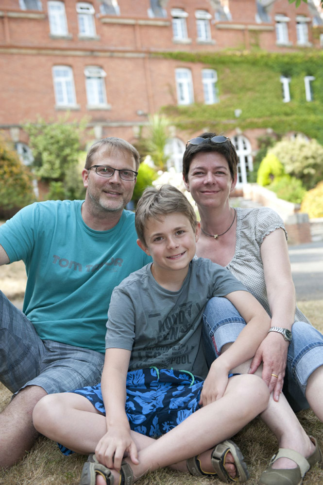 %_tempFileNamefamily-16%