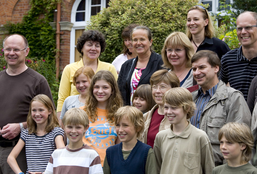 %_tempFileNamethe%20family-stay-group3%