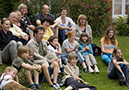 %_tempFileNamefamilies-on-grass%