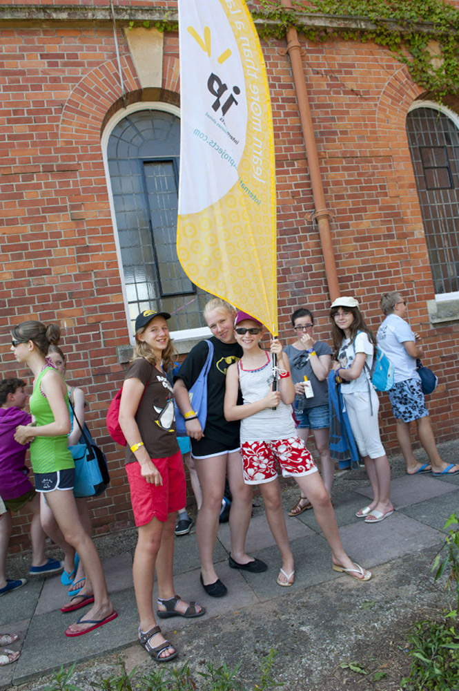 %_tempFileNameteignmouth-campus-kids-in-teignmouth%