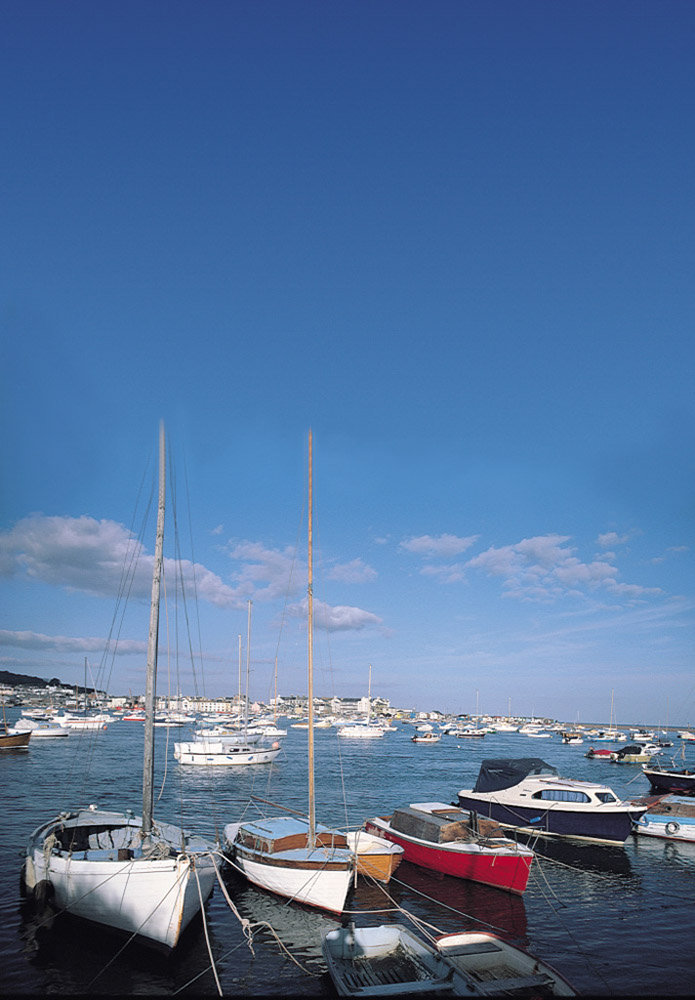 %_tempFileNameteignmouth-harbour-8%