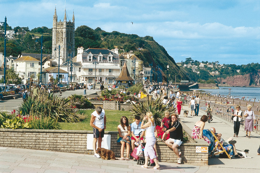 %_tempFileNameteignmouth-town-centre%