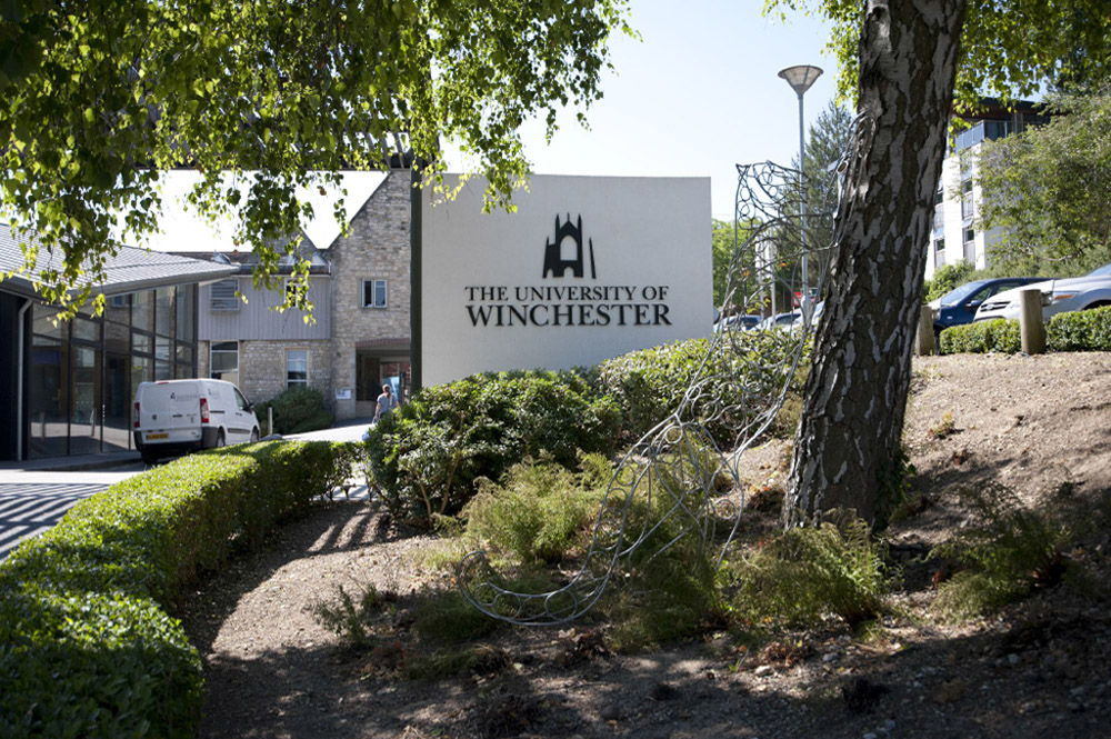 %_tempFileNamewinchester-campus-08%