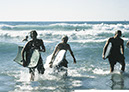 %_tempFileNamebiarritz-surfer-3%
