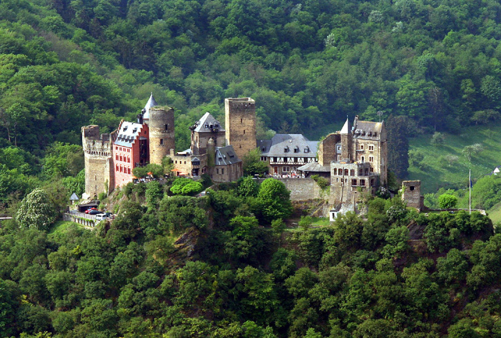 %_tempFileNameoberwesel-castle-00%