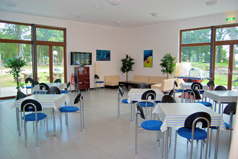 %_tempFileNamestralsund-residence-lounge%