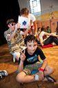 %_tempFileNameboy-shows-peace%