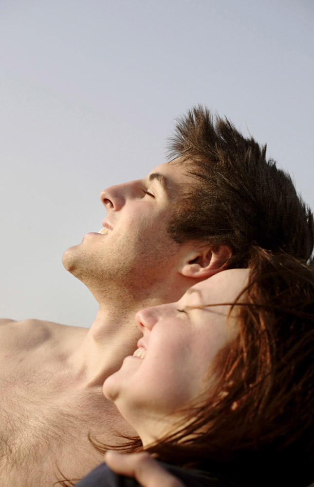 %_tempFileNameenjoying-the-sun-1%