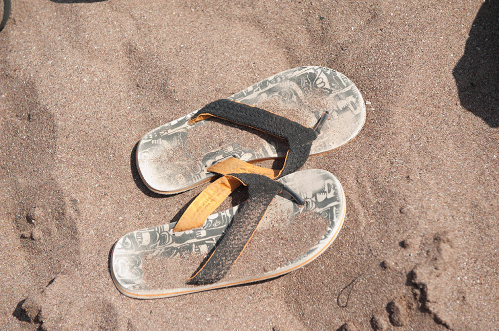 %_tempFileNamesandy-flip-flops%