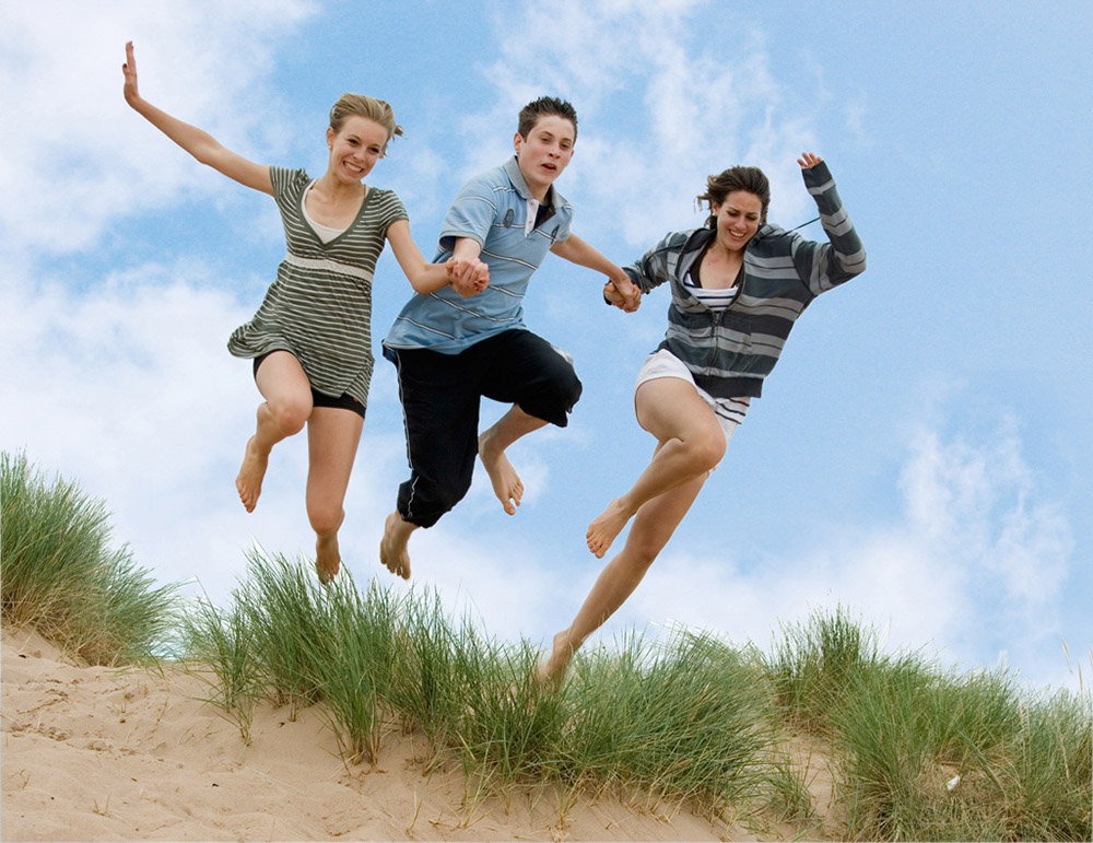 %_tempFileNamethree%20jumpers%