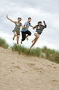 %_tempFileName3_jumping_girls%