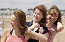 %_tempFileNamethree-brown-hair-girls%