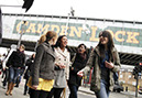 %_tempFileName4-laughing-girls%