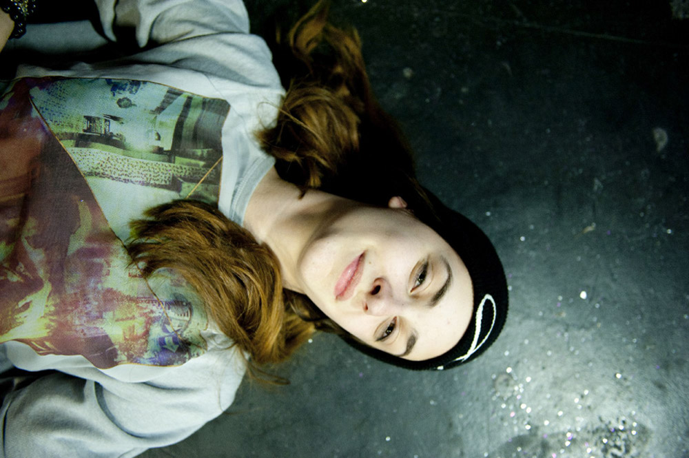 %_tempFileNamegirl-exeter-4%