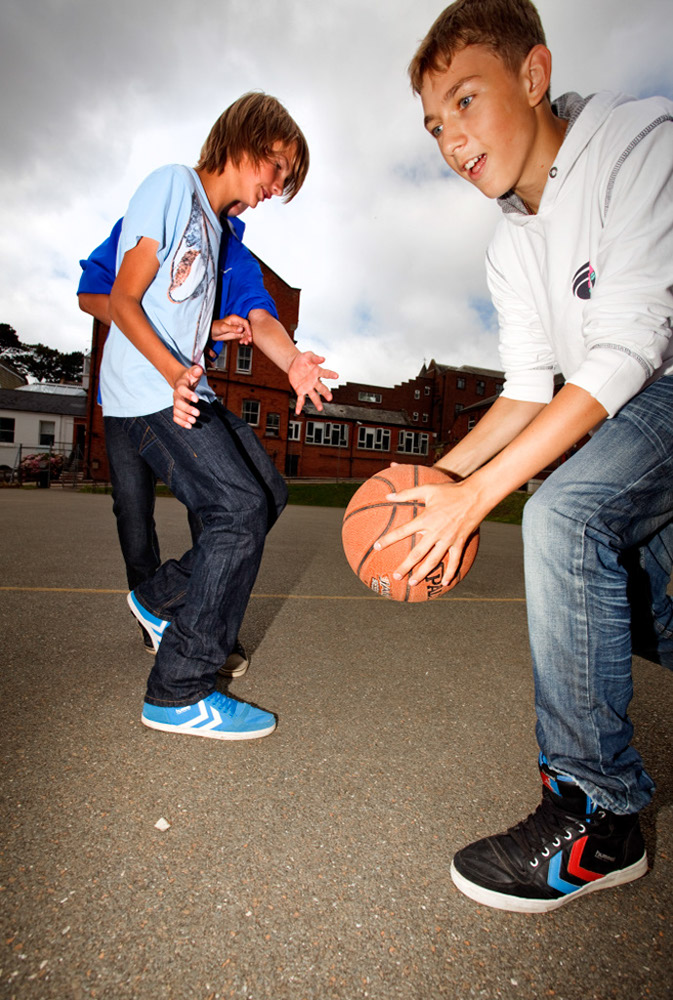 %_tempFileNameboys-playing-basketball-2%