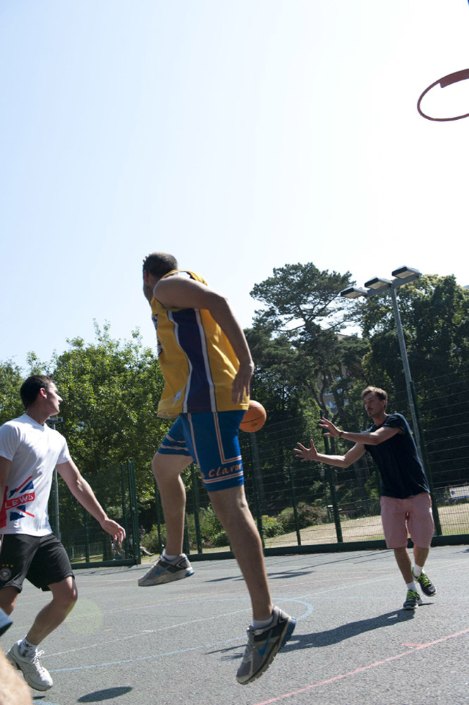 %_tempFileNameplaying-basketball-7%