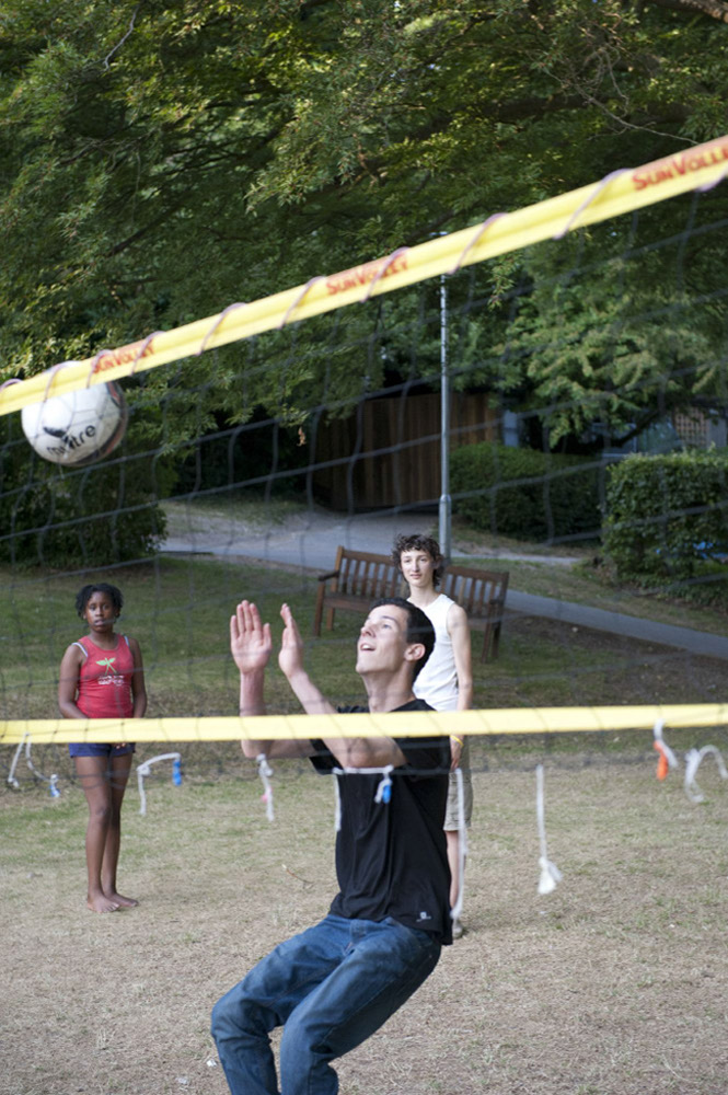 %_tempFileNameplaying-volleyball-3%