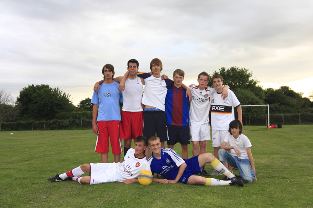 %_tempFileNamesocce_team%